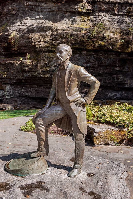 Jack on the Rocks statue of Jack Daniel at the Jack Daniel Distillery in Lynchburg, Tennessee