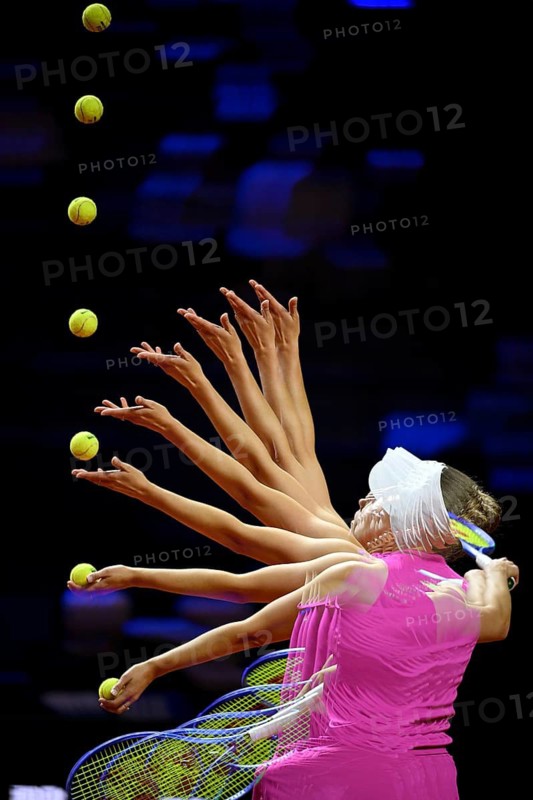 Action, Serve Elise Mertens (BEL) Multishot Multiple Exposure, Feature, Women's Porsche Tennis Grand Prix Porsche Arena, Stuttgart, Baden-Württemberg, Germany