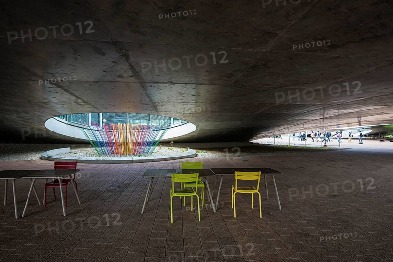 Rolex Learning Centre, SANAA architects, École polytechnique fédérale de Lausanne, EPFL, Lausanne, Switzerland