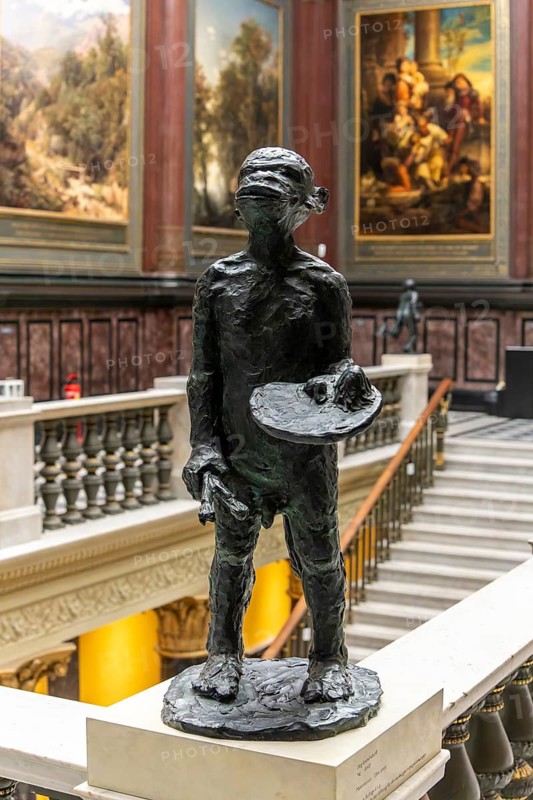 Interior design with paintings and exhibits in the Hamburger Kunsthalle, art museum am Glockengießerwall, Hamburg, Germany