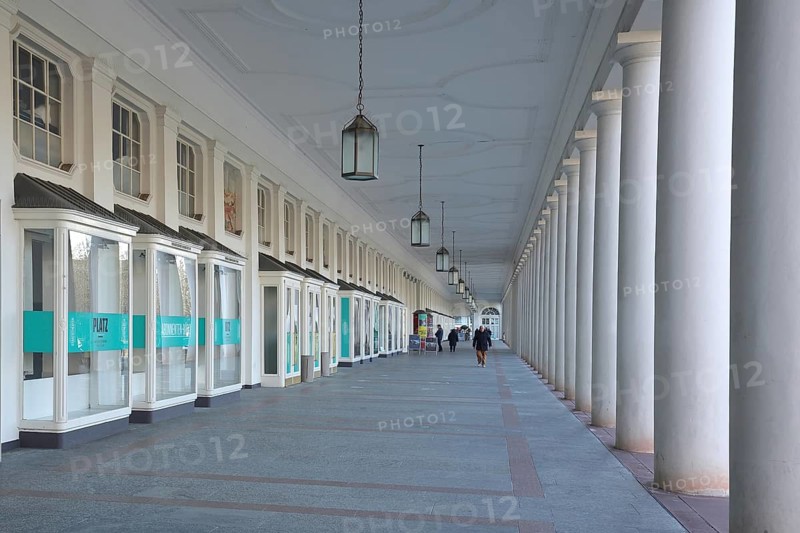 Colonnade at the State Theatre, Säulen, Wiesbaden, Taunus, Hesse, Germany