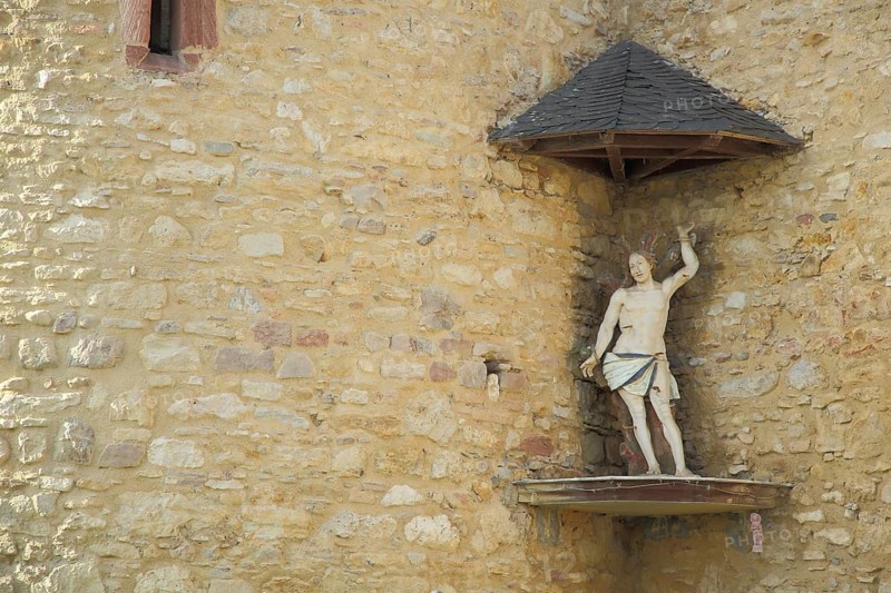 Saint Sebastian sculpture, Sebastiansturm, Eltville, Rheingau, Taunus, Hesse, Germany