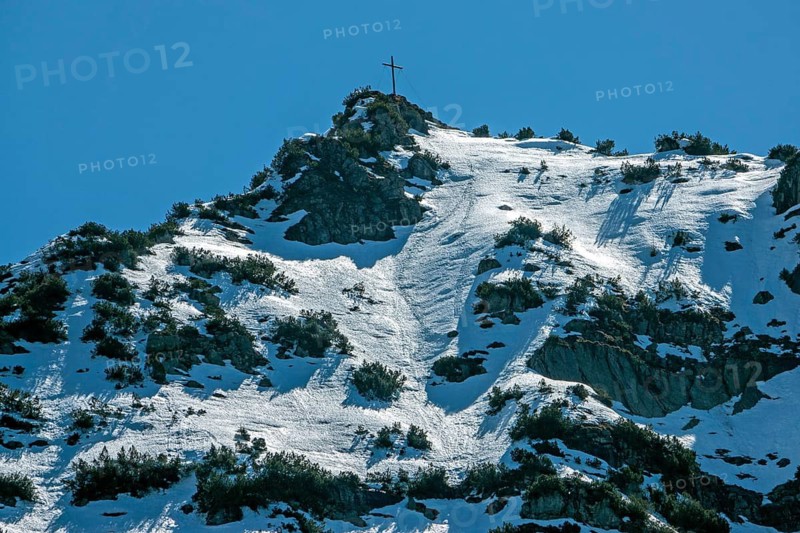 Summit with Rubihorn summit cross, Oberstdorf, Oberallgäu, Allgäu Alps, Allgäu, Bavaria, Germany