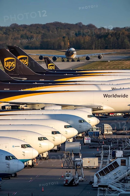 Cologne-Bonn airport, CGN, air freight center, UPS Logisic Hub, UPS cargo aircraft on the apron, UPS Boeing 747, jumbo jet, freighter on the way to takeoff