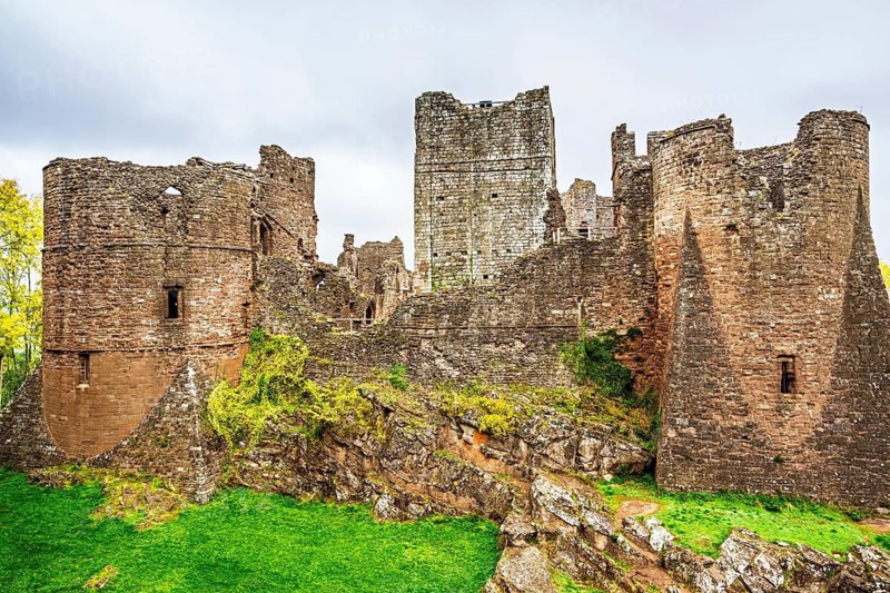 Autumn colors over Goodrich Castle, River Wye, Goodrich, Herefordshire, UK