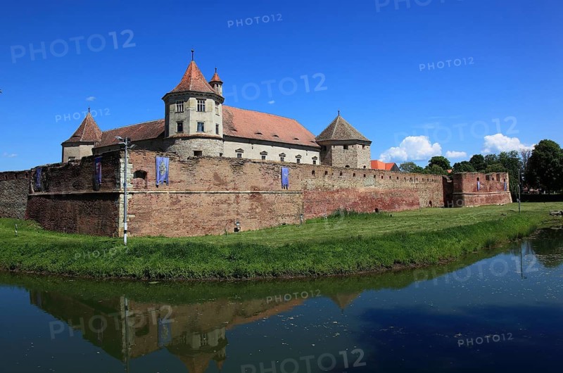 Fogarash Fortress, Cetatea Fagarasului, a historical monument, construction began in 1310, in the city of Fagaras, the fortress is now home to the Museum of the Fagaras Land, Brasov District, Transylvania, Romania