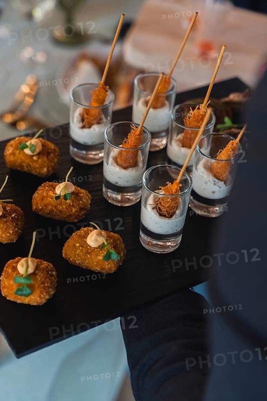 Croquettes, a combination of truffle crust and creamy Camembert. A delicious fusion that delights the palate