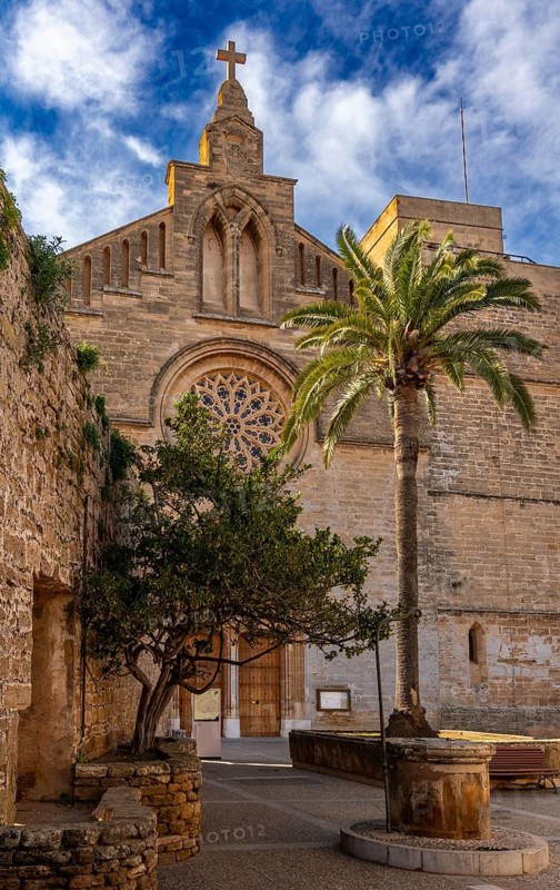 Església de Sant Jaume d'Alcúdia, church in the old town, Malorca, Spain