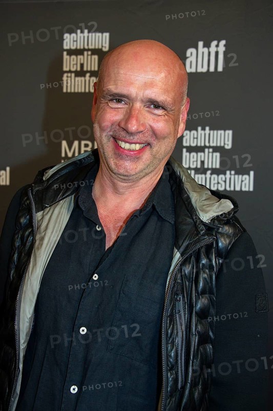 Jochen Alexander Freydank, MAMBO MATERNICA, photo call for the premiere and festival opening, attention Berlin film festival, Colosseum, Berlin, 15.04.2026