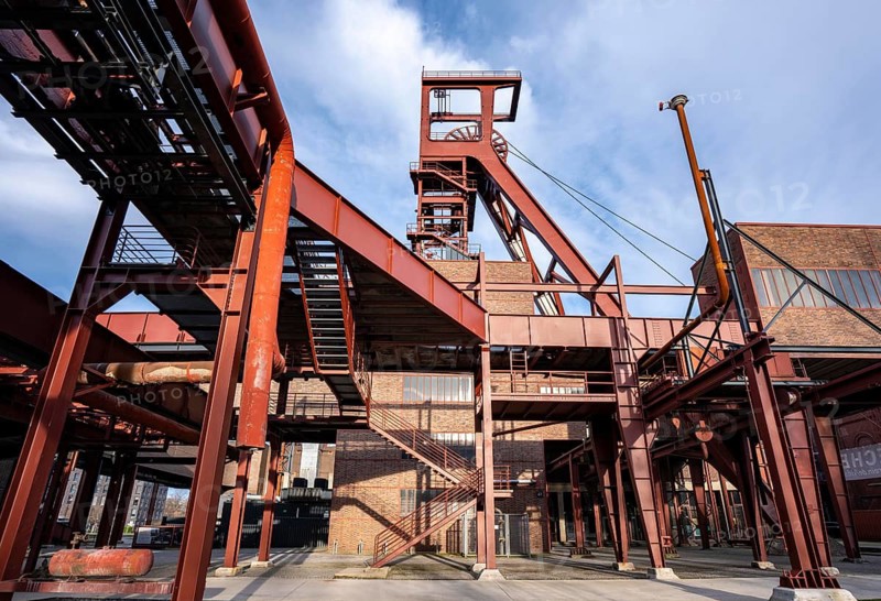 Zollverein colliery, 1/2/8 mine, shaft 1 strut conveyor frame, wagon circulation, UNESCO World Heritage Site, Essen, North Rhine-Westphalia, Germany
