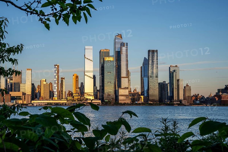 Hudson Yards sunset skyline, Weehawken Waterfront Park, Hoboken, New York, USA