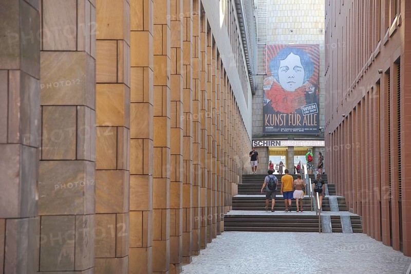 Colonnade of the Schirn Kunsthalle, banner with inscription, art for all, narrow alley, advertising, pedestrians, pillars, Frankfurt am Main, Hesse, Germany