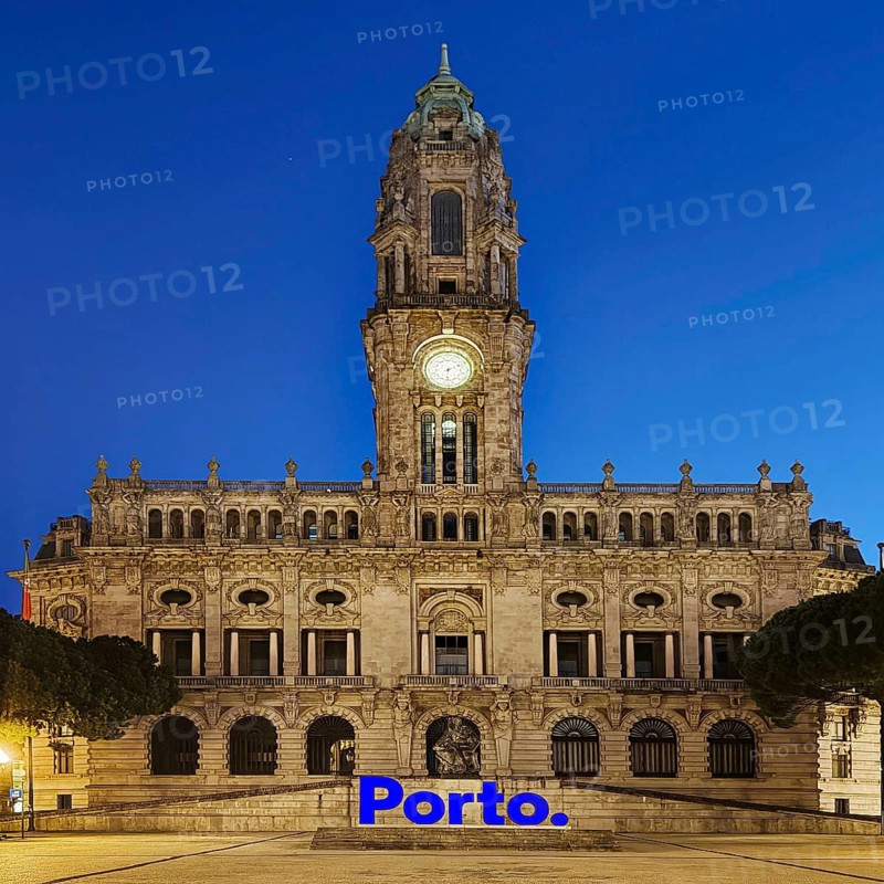 Câmara Municipal do Porto, Porto City Hall at the end of Avenida dos Aliados with Porto lettering in the evening, Old Town, Portugal