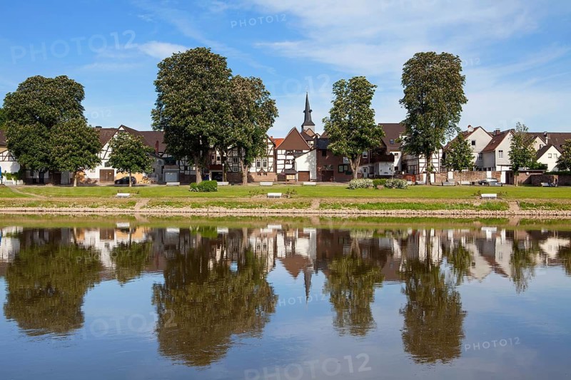 Cityscape of Bodenwerder, birthplace of Baron Muenchhausen, Weserbergland, Lower Saxony, Germany