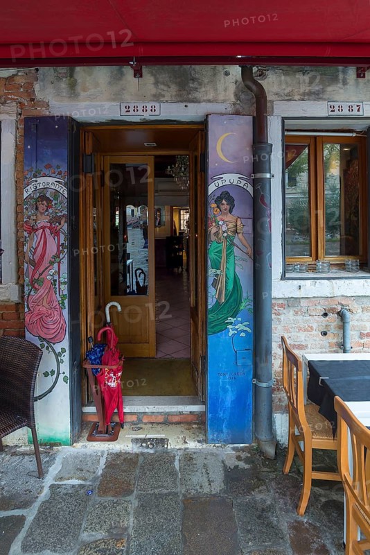 Art Nouveau motifs at the entrance of a restaurant in the ghetto, Venice, Veneto, Italy