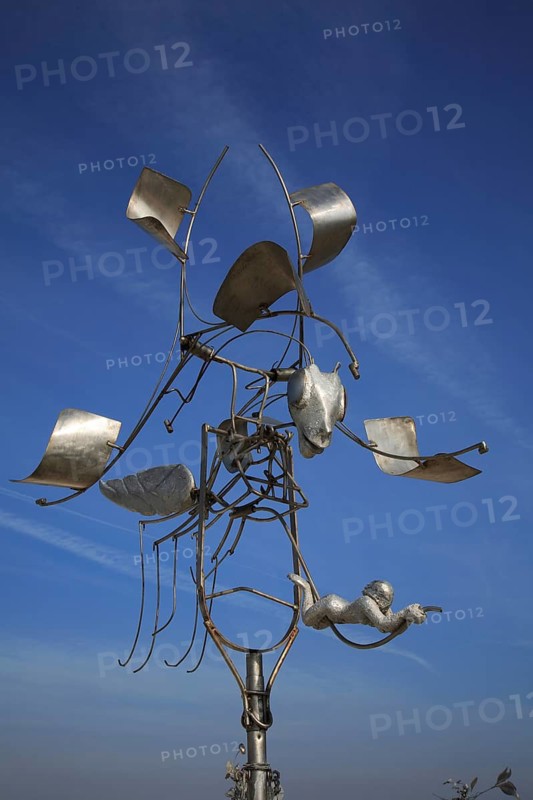 Exhibition of metal sculptures in the castle Forte Ponta da Bandeira, Lagos, Algarve, Portugal (permanent artwork in public space)