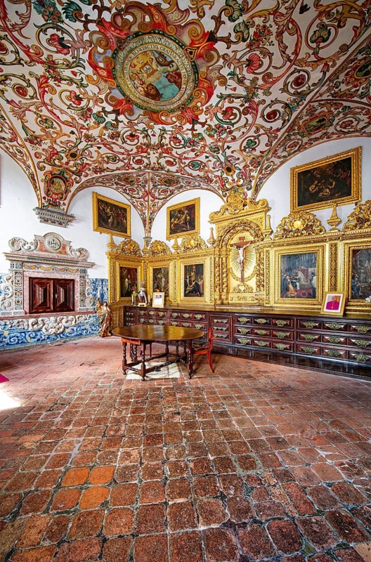 Church of São João Evangelista, Igreja do Colégio, college church, Jesuit church, interior view with the sacristy, Funchal, Madeira, Portugal