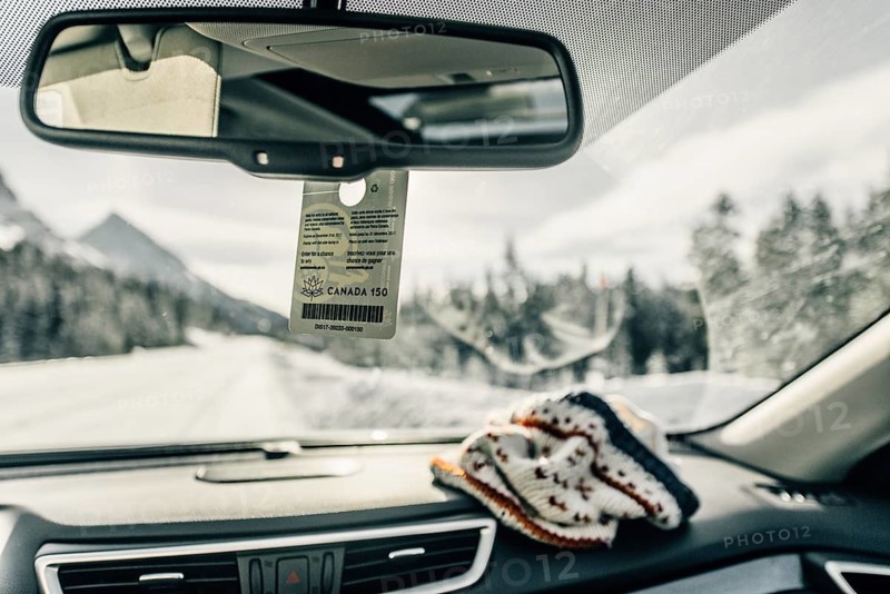 Winter road trip on the Icefields Parkway with lots of snow and ice, Banff National Park, Jasper National Park, Alberta, Canada