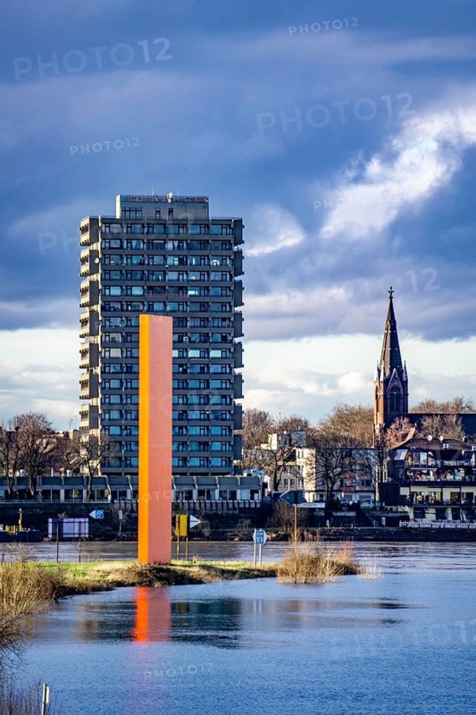 Ruhr estuary in the Rhine, high-rise building with hotel in Duisburg Homberg, sculpture Rhine orange, free columbarium Rheinkirche Duisburg-Homberg, North Rhine-Westphalia, Germany