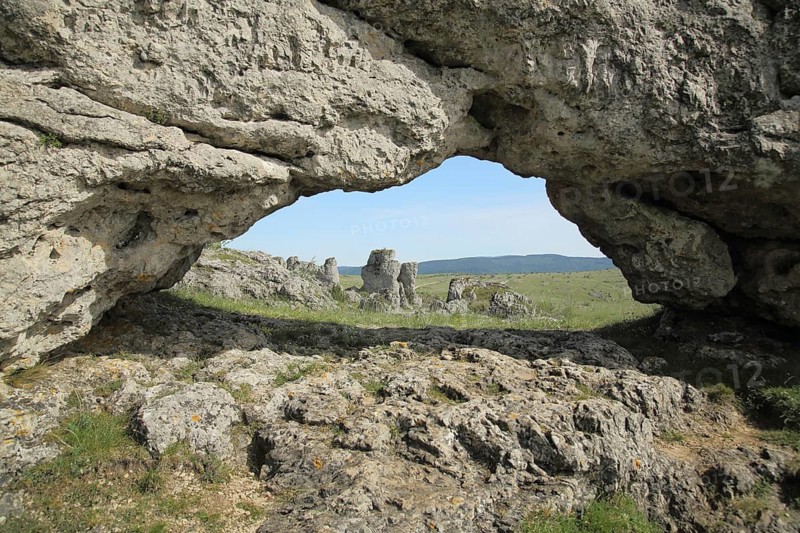 Chaos de Nimes le Vieux, limestone rock formations, hole with a view, rocky landscape, Causse Mejean, Lozère, Cévennes, Massif Central, France