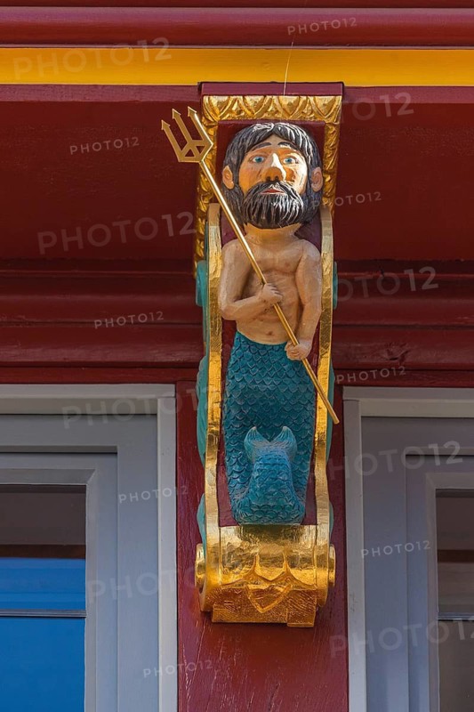 Frankfurt am Main, Hesse, Germany, Neue Altstadt Haus Goldene Waage, cantilever support, Neptuno figure, Frankfurt am Main, Hesse, Federal Republic of Germany