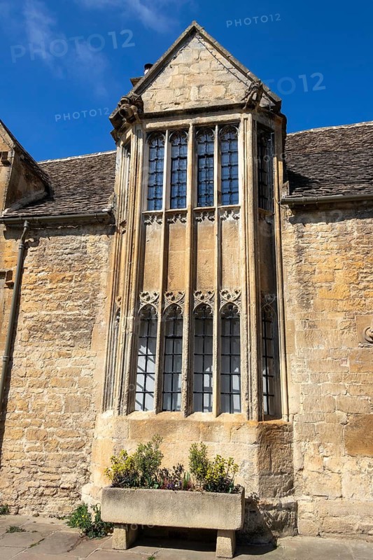 Bay window, window, house, High Street, Chipping Campden, The Cotswolds, England, Great Britain