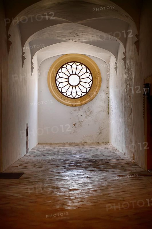 Interior view, Courtyard, Cloister of the Charterhouse, Iglesia de la Cartuja, Real Cartuja (Royal Carthusian Monastery), Valldemossa, Tramuntana Mountains, Serra de Tramuntana, Majorca, Balearic Islands, Balearic Islands, Spain