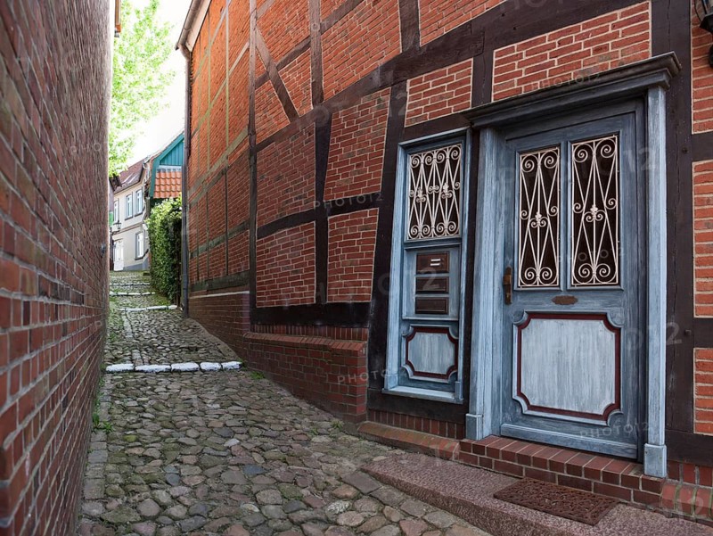 Narrow alley, Stade, Lower Saxony, Germany