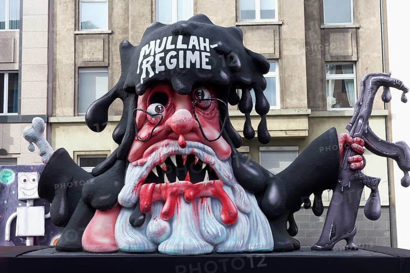 Mullah regime in Iran, theme car by Jacques Tilly, Düsseldorfer Rosenmontagszug, Düsseldorf, North Rhine-Westphalia, Germany