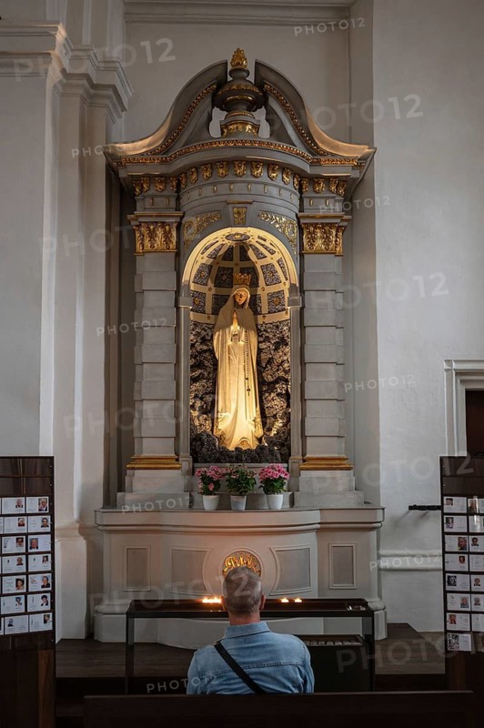 Marian altar in the Gothic hall church of St Jakob, construction began around 1400, Pfarrpl. 11 A, Straubing, Lower Bavaria, Germany