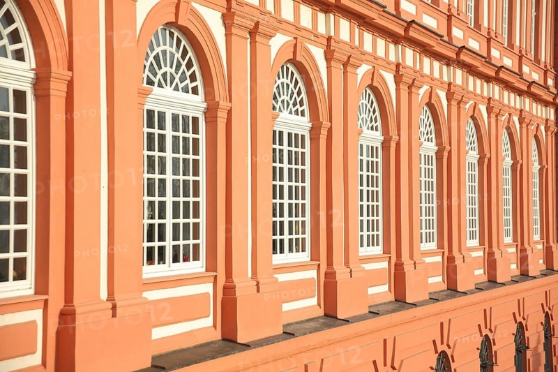 Baroque window row on red house façade, vanishing point, perspective, row, series, Biebrich, Wiesbaden, Taunus, Hesse, Germany