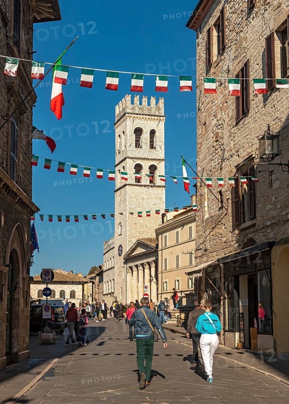 Torre del Popolo and Church of Santa Maria sopra Minerva, Piazza del Comune, Assisi, Umbria, Italy