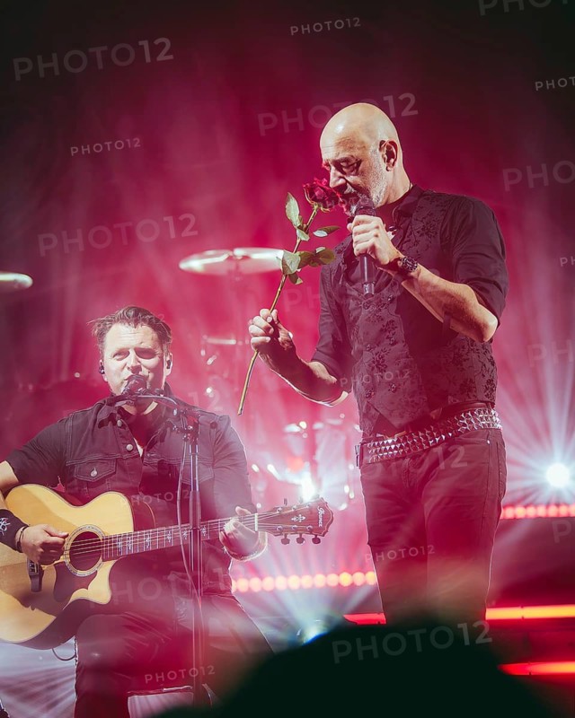 Alexander Wesselsky, singer of Eisbrecher with Rose live on Kaltfront Tour 2025 Tour in Berlin's Columbiahalle on 15 May 2025