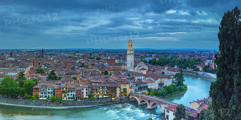 Old Town with the River Etsch, Ponte Pietra, Verona, Etsch Valley, Veneto, Italy