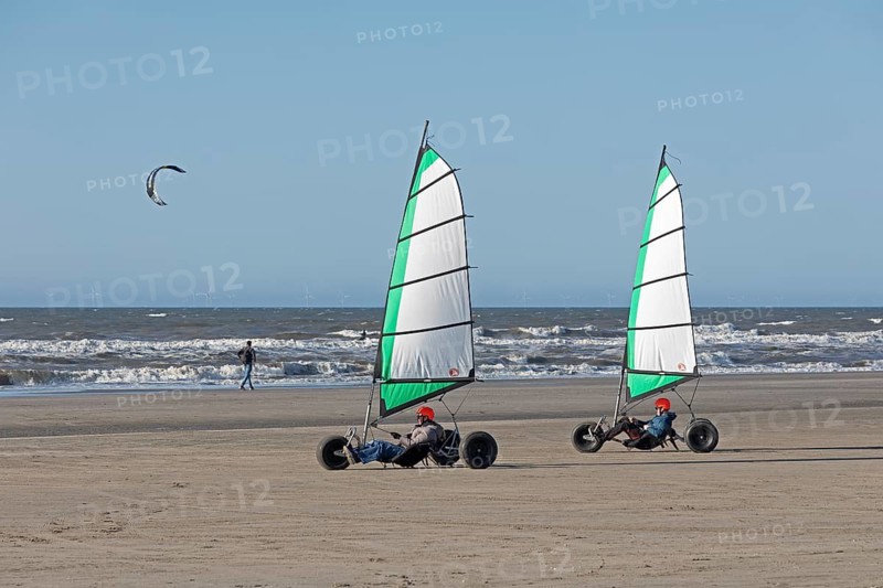 Beach sailing, kitesurfing, beach, Hoek van Holland, Rotterdam, Netherlands