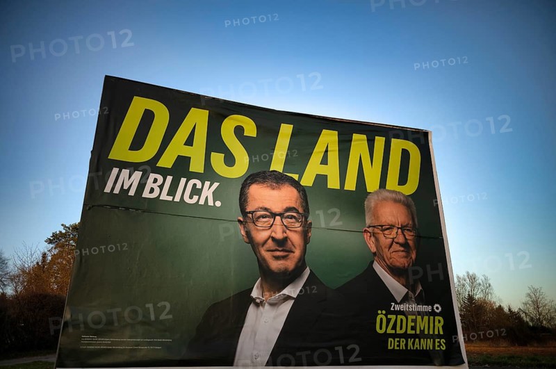 Leading candidate Cem Özdemir of the party Alliance 90 Die Grünen, together with Winfried Kretschmann, Minister-President of Baden-Württemberg, together on an election poster, election posters, slogan THE COUNTRY IN VIEW, 2026 state election, Stuttgart, Baden-Württemberg, Germany