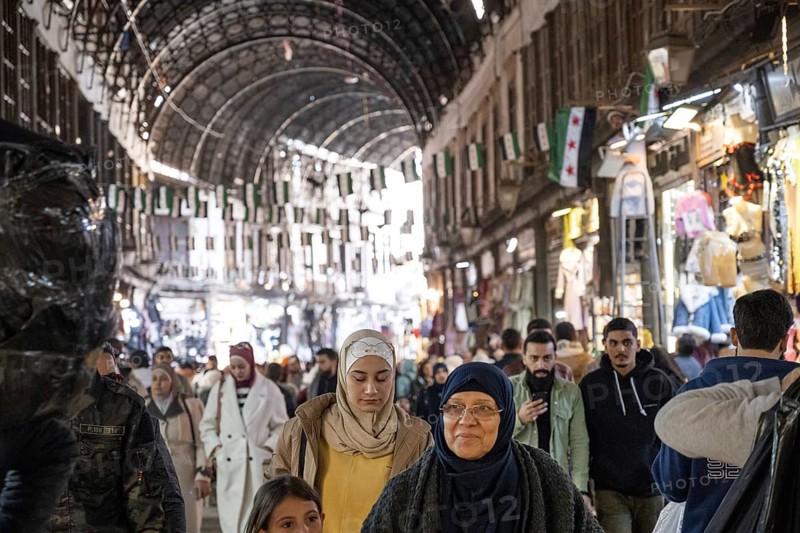 Damascus, Syria. December 7th 2025. Souk al Hamidiyeh busy with crowds of Syrian people shopping in the largest covered market in Damascus Old City, Syria