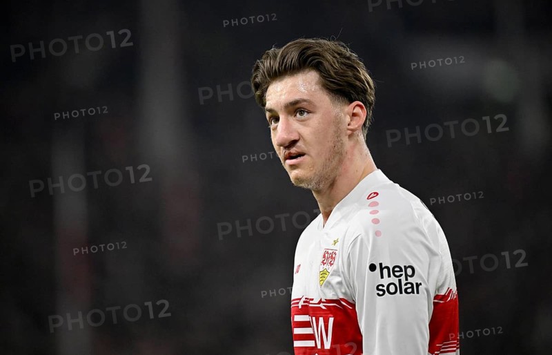 Angelo Stiller VfB Stuttgart (06) portrait Football Bundesliga, MHPArena, MHP Arena Stuttgart, Baden-Württemberg, Germany