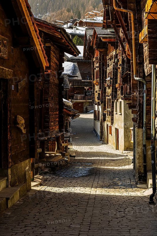 Old Farmhouses in Rue du Village, Historic Town Center, Grimentz, Val d'Anniviers, Valais Alps, Canton of Valais, Switzerland