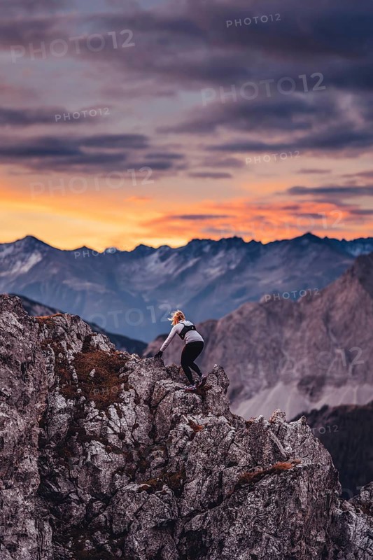 Trail running on the Grubigstein in the Tiroler Zugspitzarena in Tyrol in the Alps in Austria