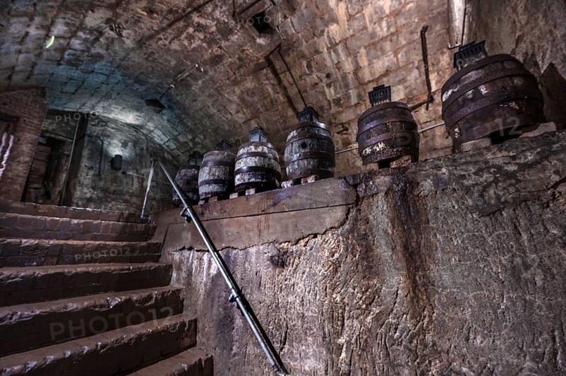 Historic rock cellar, beer cellar of an inn, built in the 17th century, market square, Lauf an der Pegnitz, Middle Franconia, Bavaria, Germany