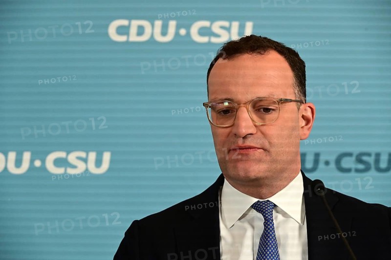 Tuesday statement from the CDU-CSU parliamentary group in the Bundestag: parliamentary group leader Jens Spahn (CDU) and Alexander Hoffmann (CSU) explain their positions on current topics of the session week, pictured here is Jens Spahn