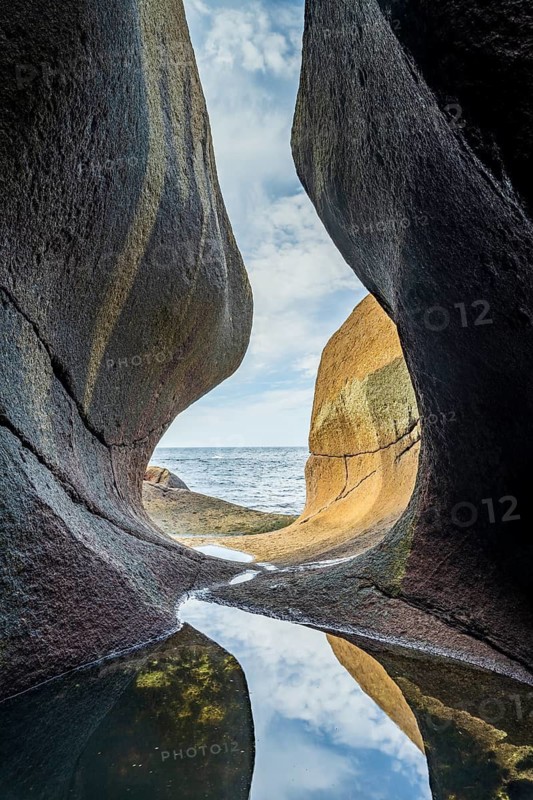 Nesvåghålo rock formation, cave on the coast, Sokndal, Rogaland, Norway
