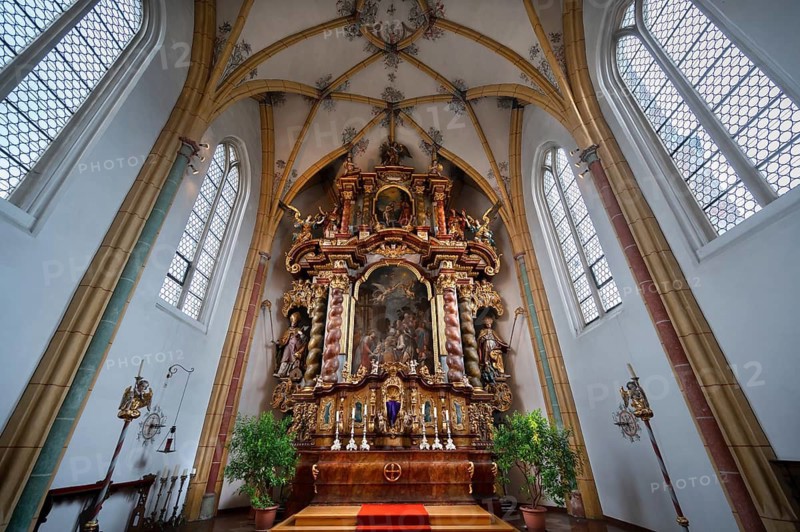 Baroque high altar of the Church of the Assumption of Mary, late Gothic Saalkirche, Erlach district of Simbach am Inn, Lower Bavaria, Germany