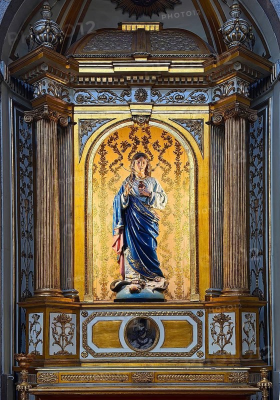 Sacred artwork in the Igreja da Santíssima Trindade, Church of the Holy Trinity, Porto, Portugal