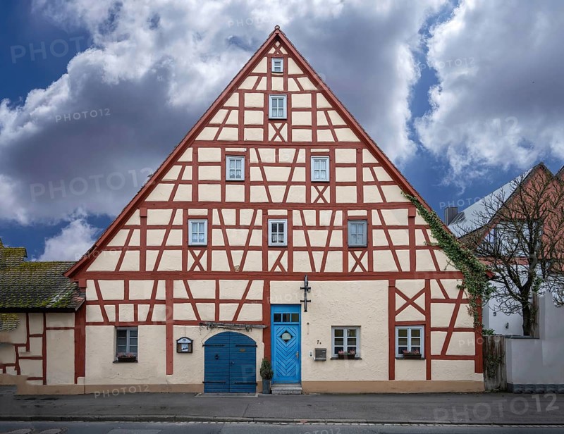 Former half-timbered barn, built around 1850, today an inn, Forchheimer Strasse 7a, Neunkirchen am Brand, Middle Franconia, Bavaria, Germany