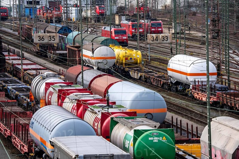 The Hagen-Vorhalle marshalling yard is one of the 9 largest in Germany, it is located on the Wuppertal-Dortmund railway line and has 40 directional tracks on which freight trains of all types are assembled, North Rhine-Westphalia, Germany