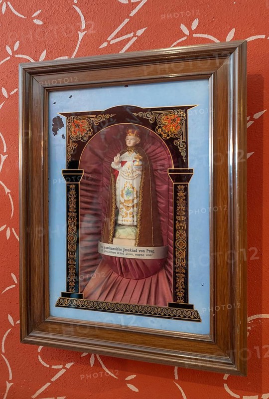 Figure of a saint in a picture frame in the bedroom around 1900, in the Häckerhaus built in 1793, today Häckermueum, Mittelstraße 34, Gärtnerstadt, Bamberg, Upper Franconia, Bavaria, Germany
