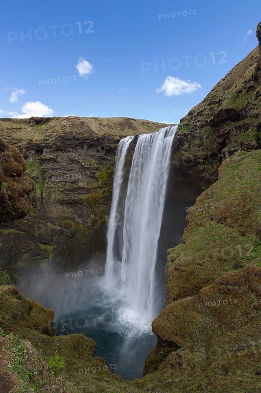 Skógafoss is a waterfall situated on the Skógá River in the south of Iceland. Height 60 m, width 25 m