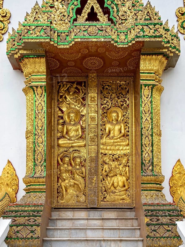 Close-up of gilded door at Wat Ho Pha Bang pavilion, Royal Palace, Luang Prabang, Laos